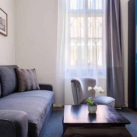Andrassy Garden Apartment In Center Будапеща Екстериор снимка